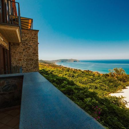 Апарт отель Residenza Golfo Degli Ulivi Каприоли Экстерьер фото