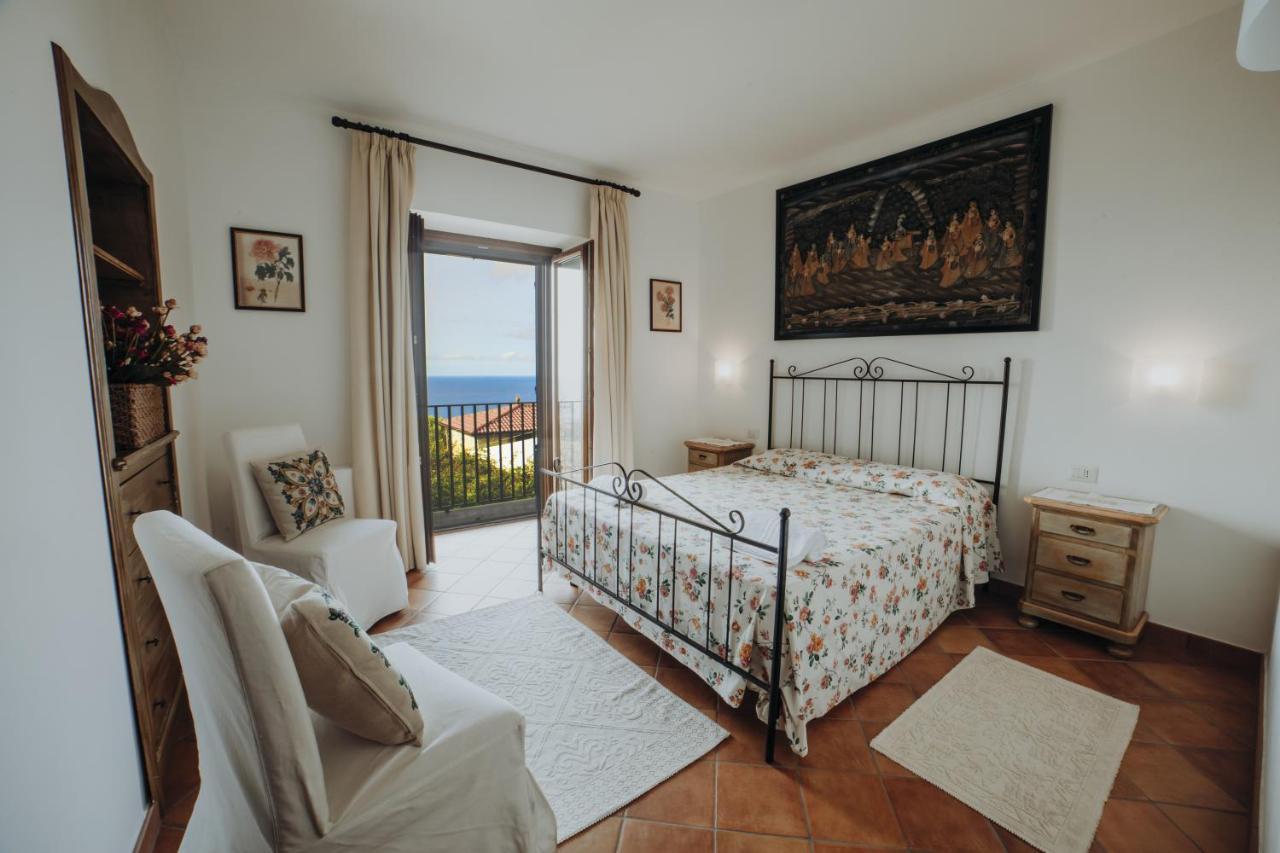Апарт отель Residenza Golfo Degli Ulivi Каприоли Экстерьер фото
