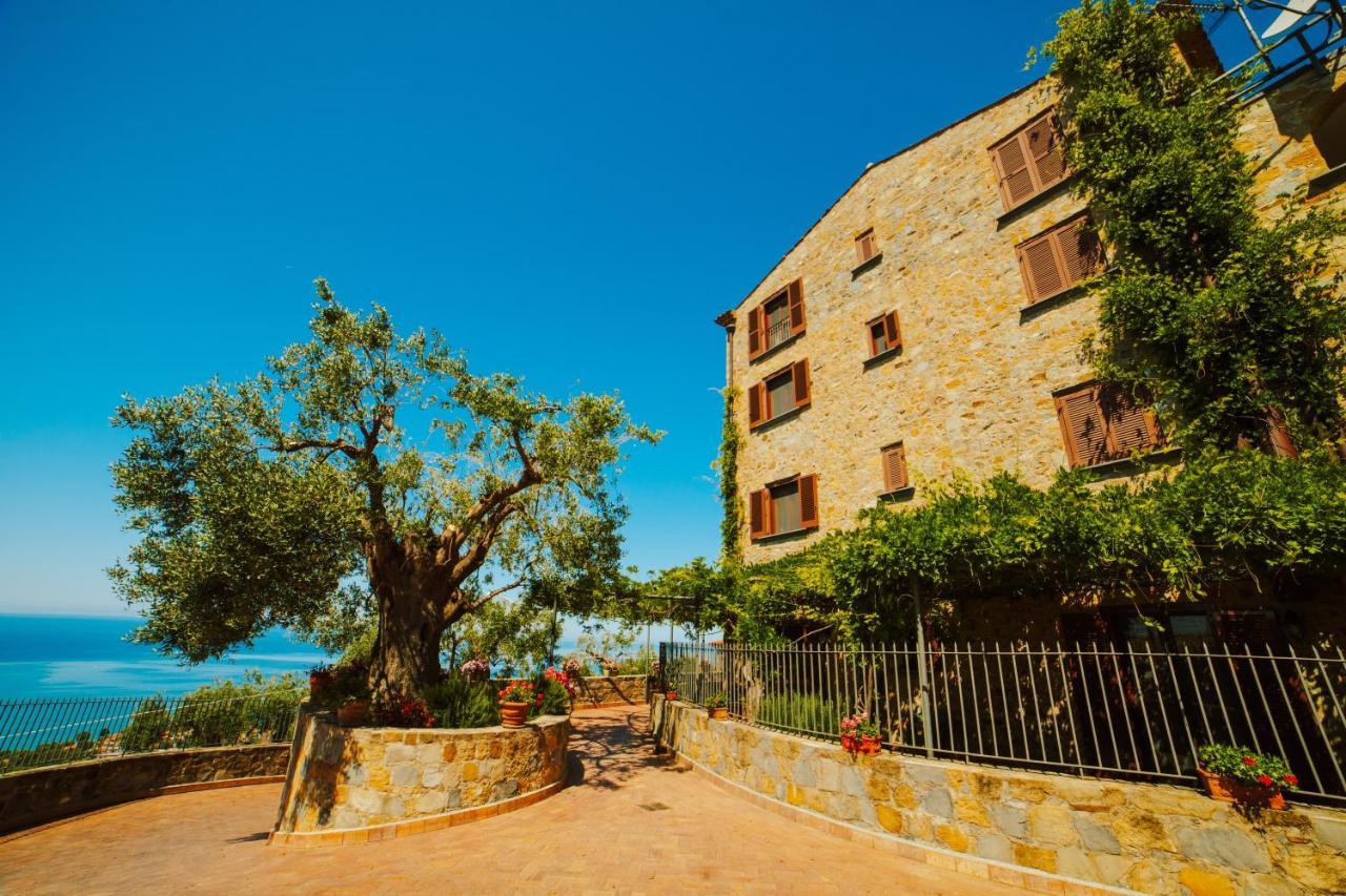 Апарт отель Residenza Golfo Degli Ulivi Каприоли Экстерьер фото