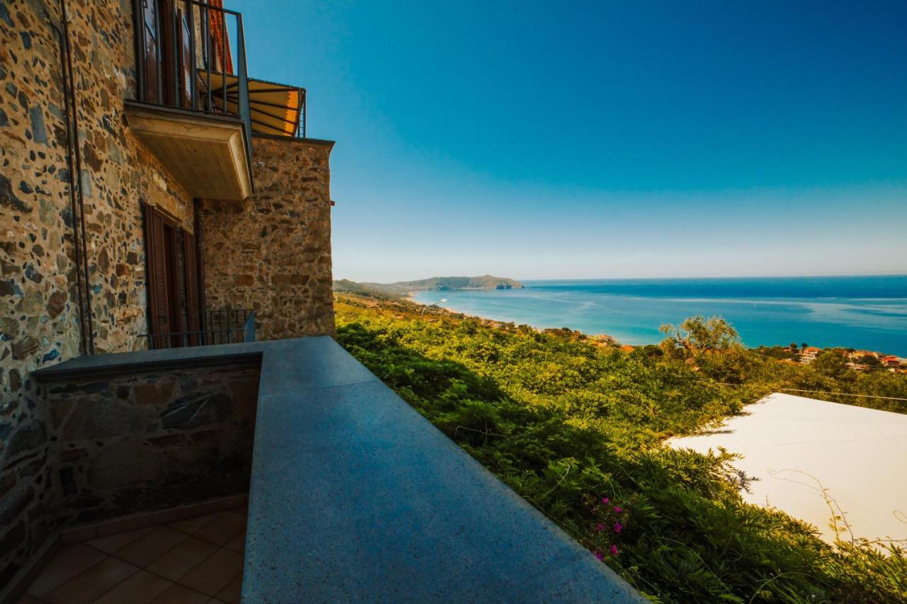Апарт отель Residenza Golfo Degli Ulivi Каприоли Экстерьер фото