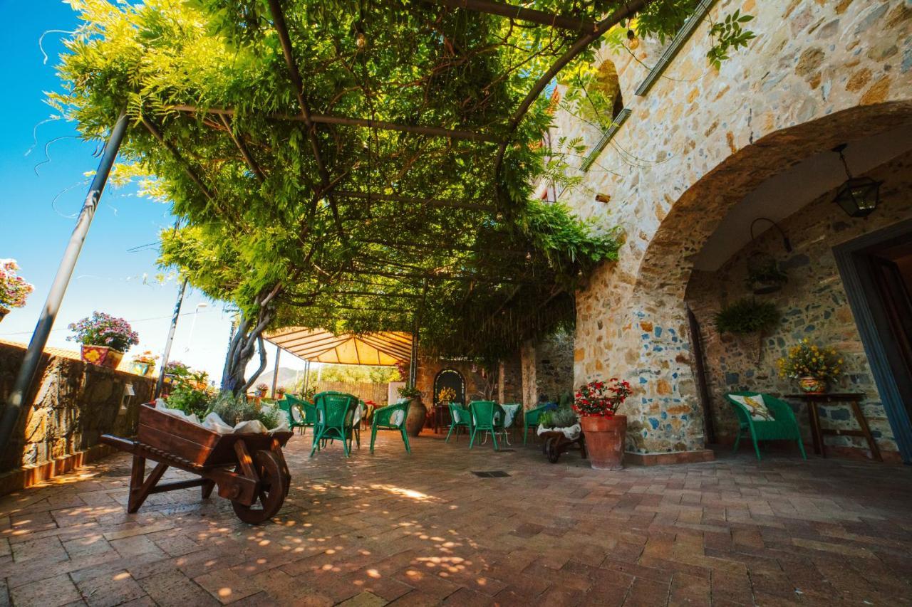 Апарт отель Residenza Golfo Degli Ulivi Каприоли Экстерьер фото